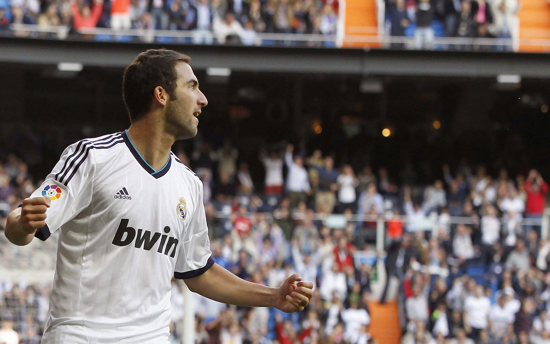 墨西哥队战术调整效果显著,球队士气高,墨西哥联赛传统强队